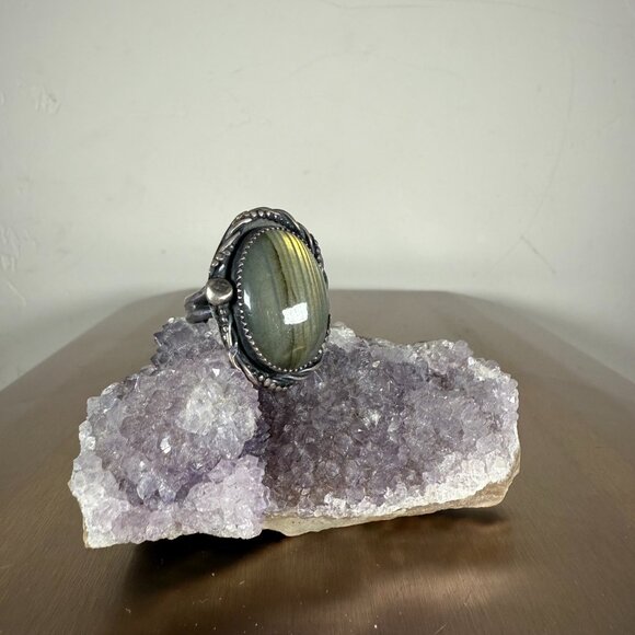 Sterling Silver Ring Gray Labradorite Oval Gemstone Elegant Jewelry Size 7 - Picture 2 of 5